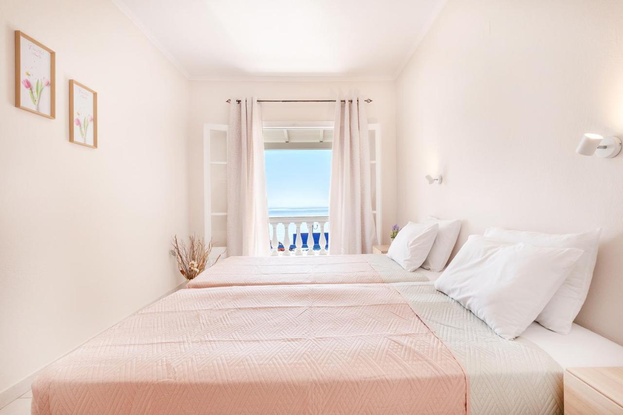 Albatross Apartments By Konnect, Ipsos Corfu Экстерьер фото